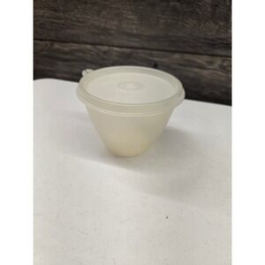 Tupperware Replacement Lid 148-52 Translucent White 6 Inch Seal Vintage